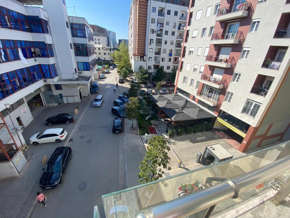 Lovely Apartment 티라나 외부 사진